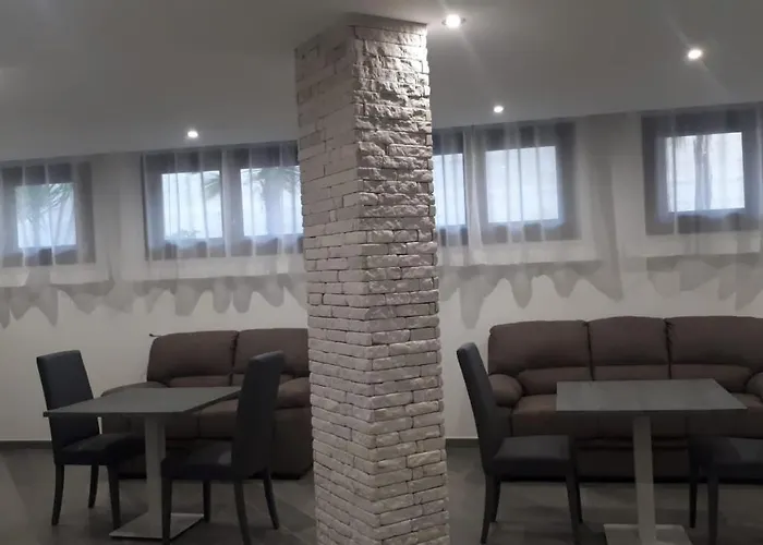 לינה וארוחת בוקר Armonia אוג'נטו